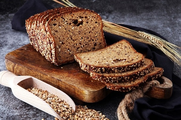 Cách làm bánh mì đen giảm cân tại nhà? Thực đơn giảm cân bánh mì đen
